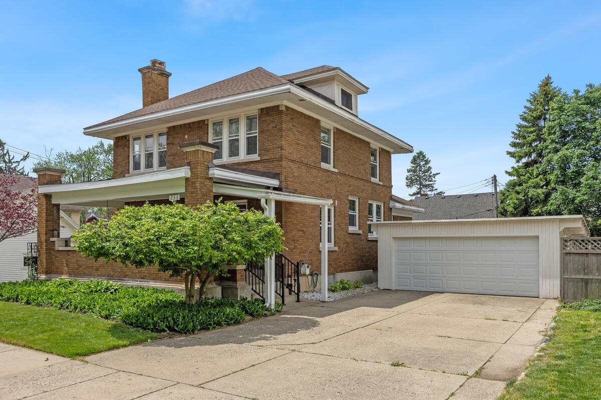 235 Hampton Avenue SE