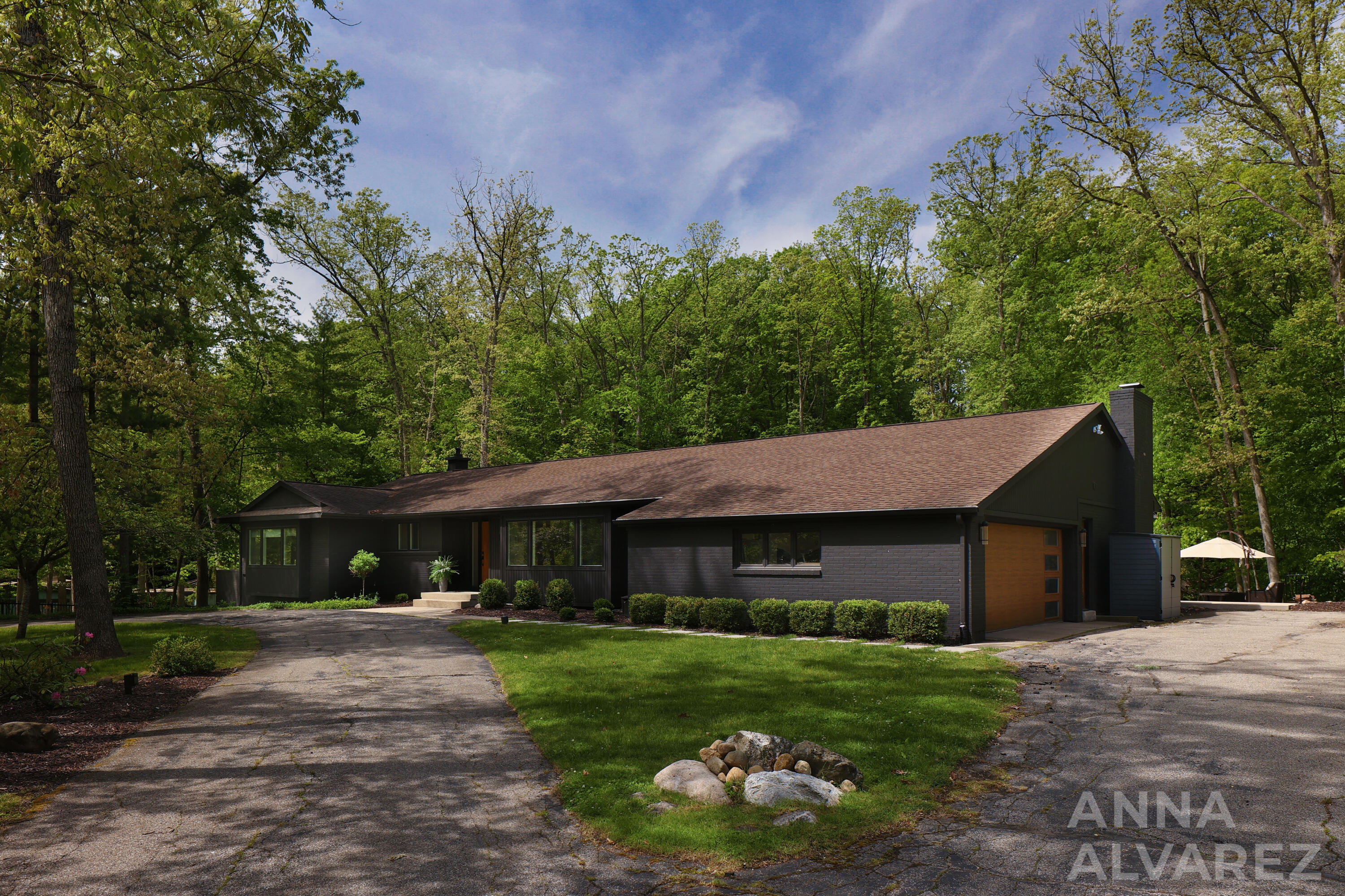 7130 Oakbrook Street SE