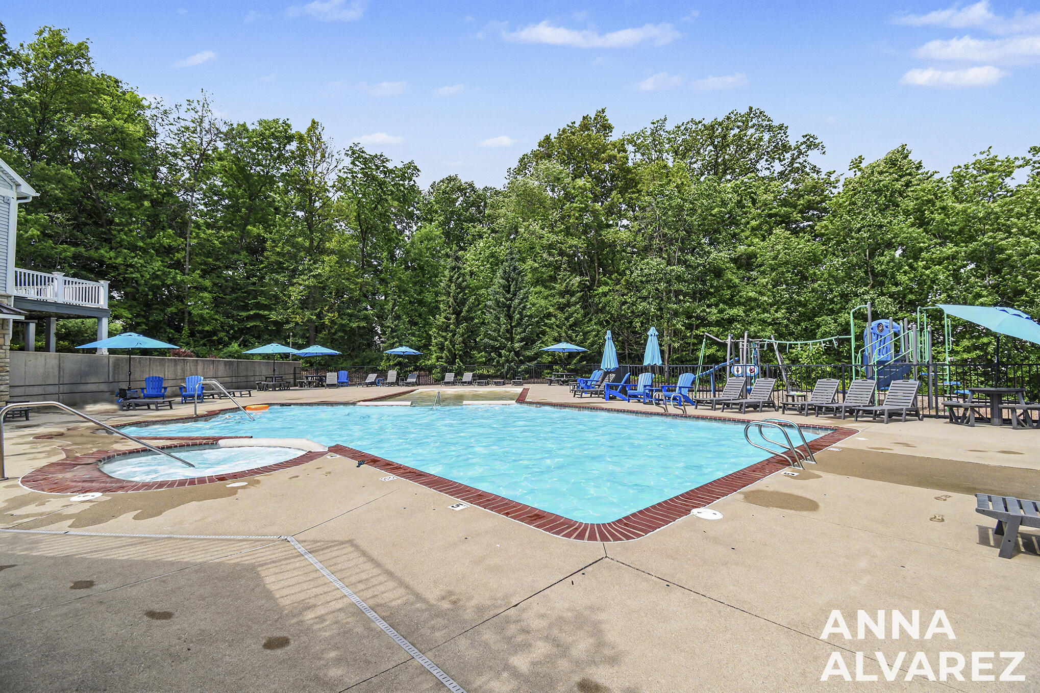 4866 Ausable River Drive SW