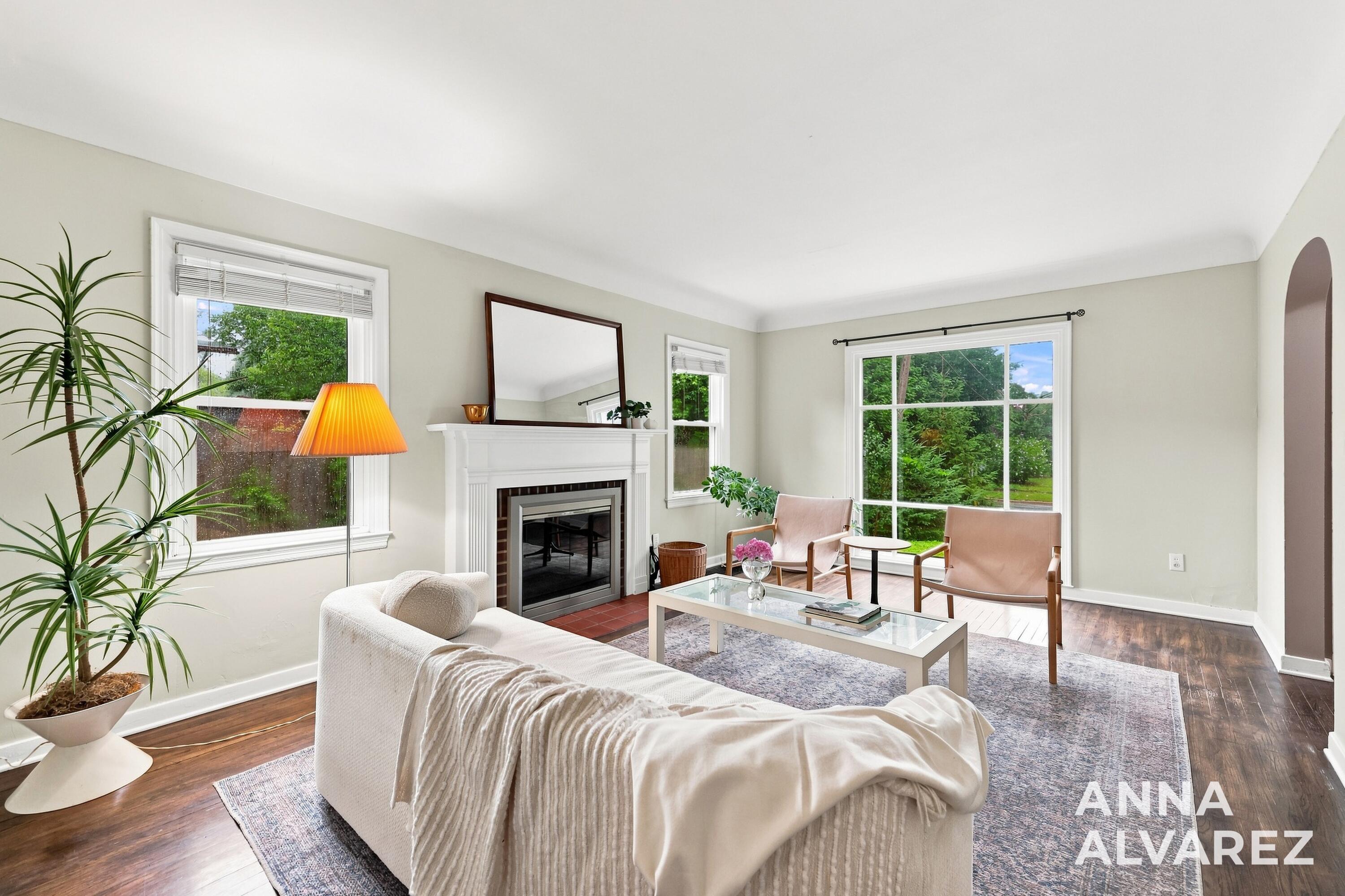 2200 Estelle Drive SE