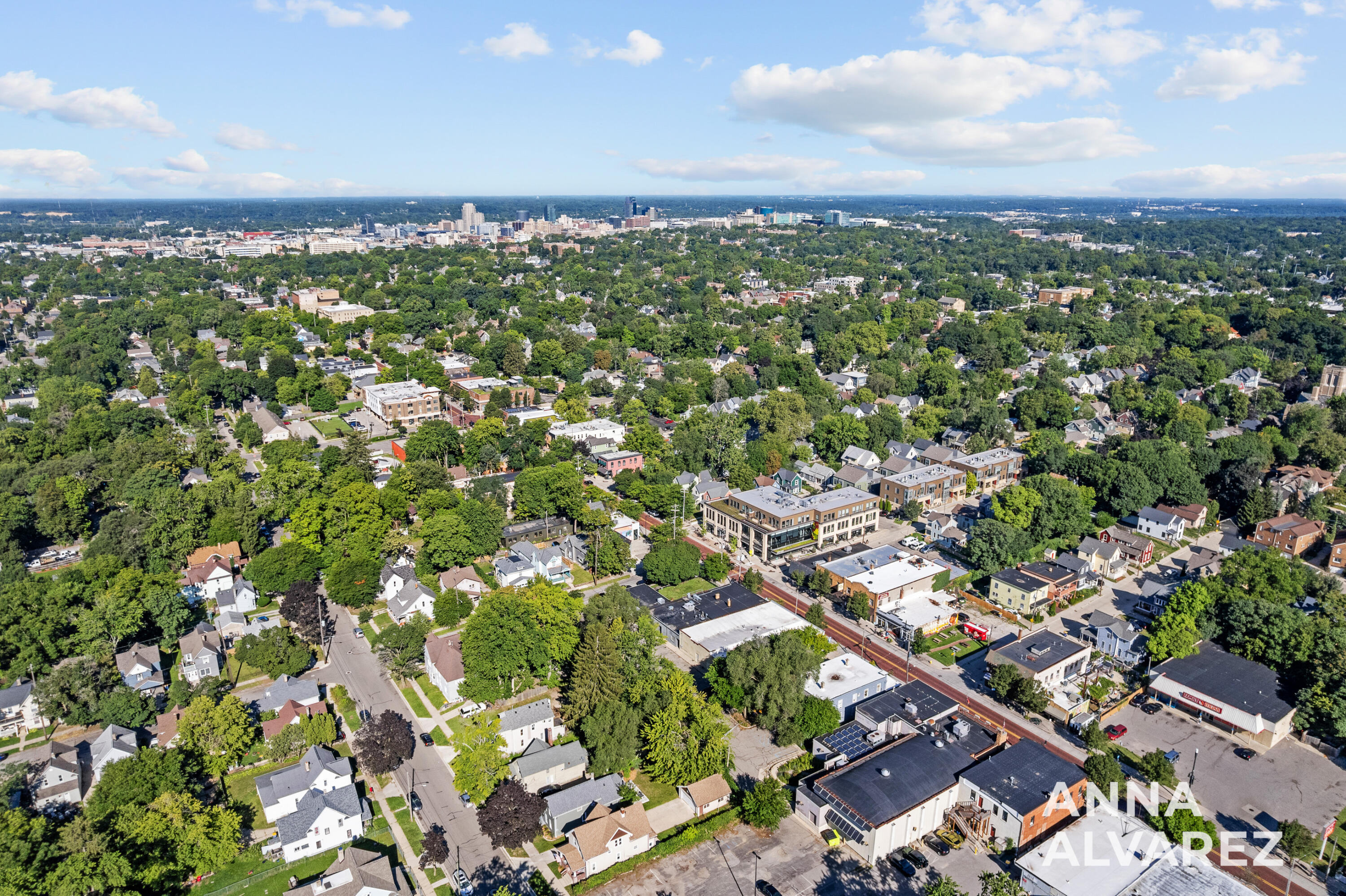 1048 Wealthy Street SE Suite 2