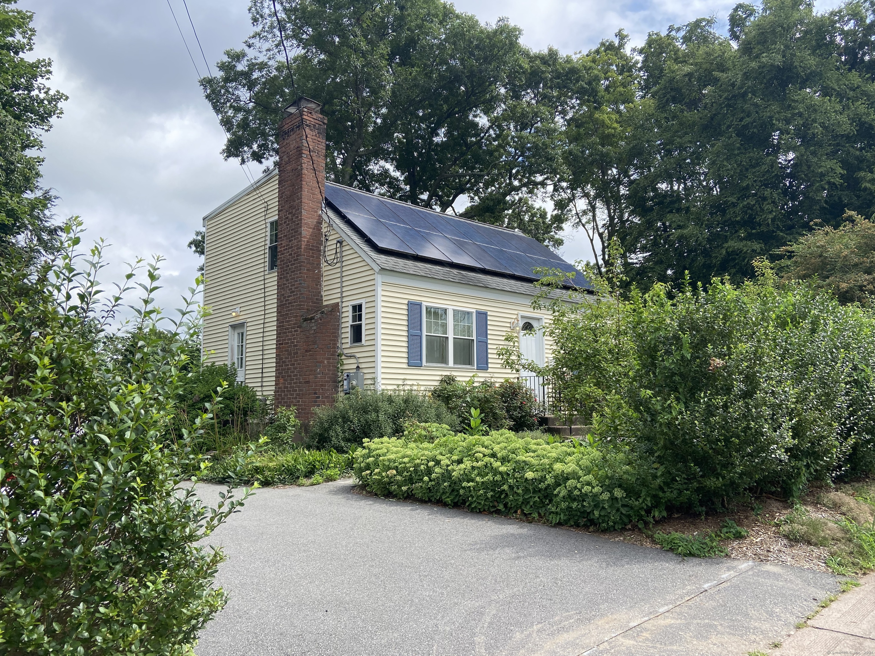 23 Whitney Road