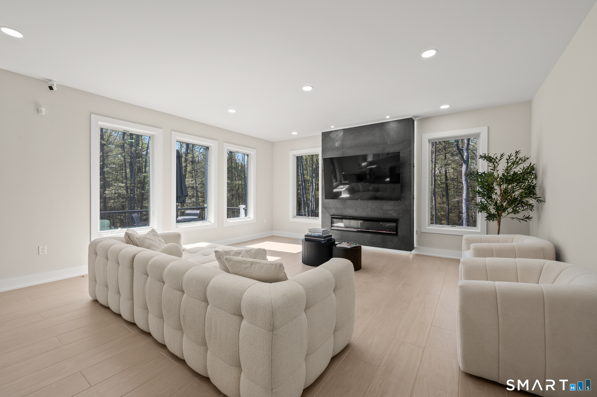 61 Twinbrook Drive