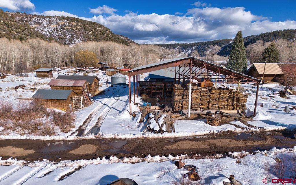 18737 Hwy 145
