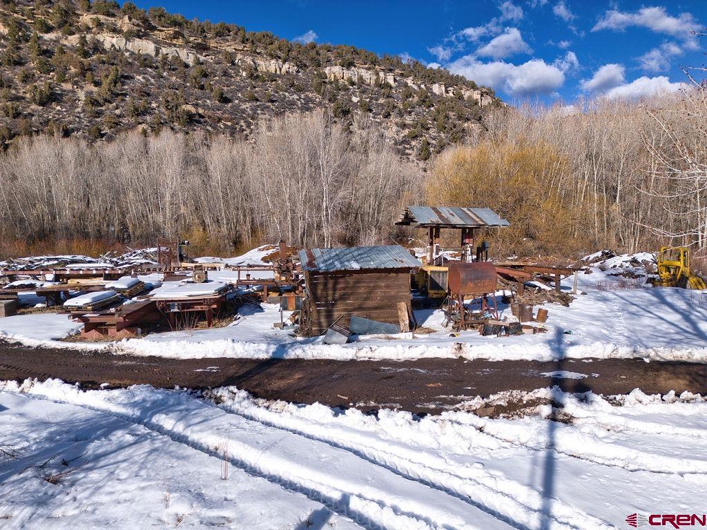 18737 Hwy 145