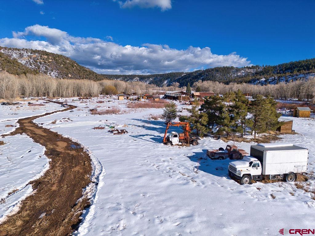 18737 Hwy 145
