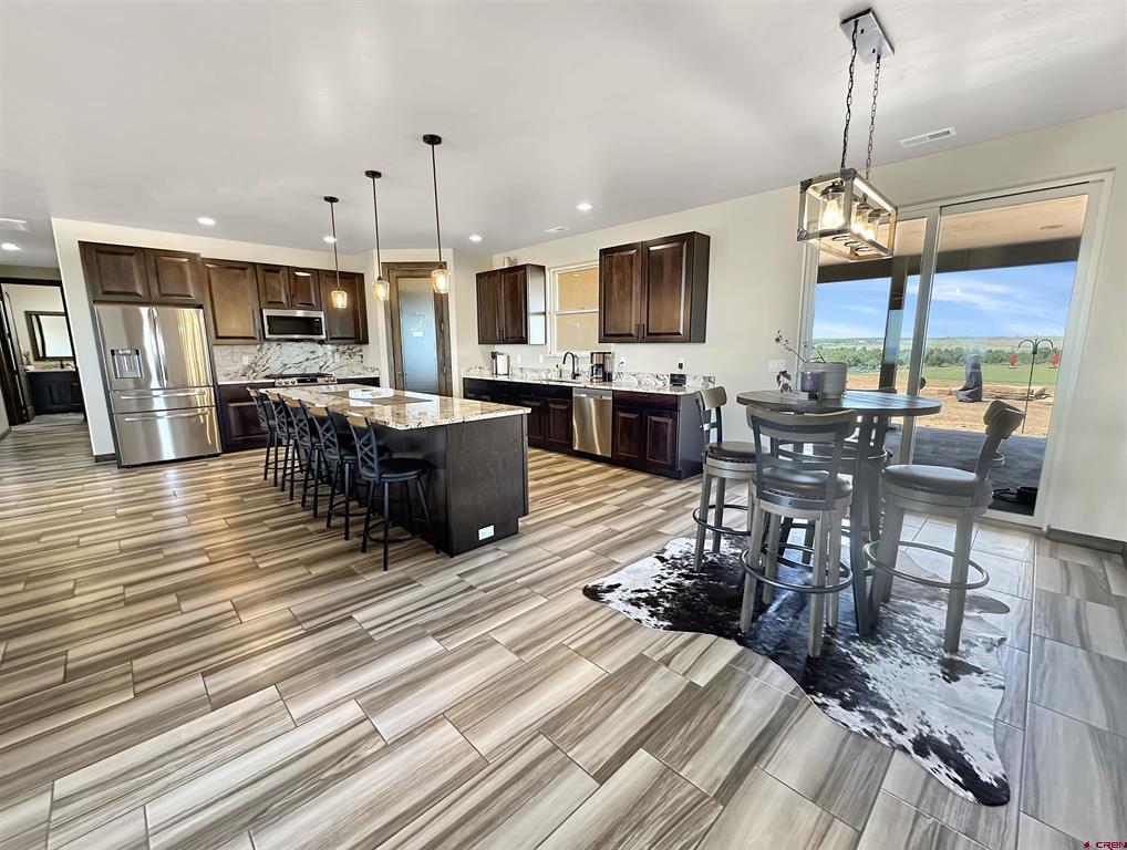 18285 Road P.2