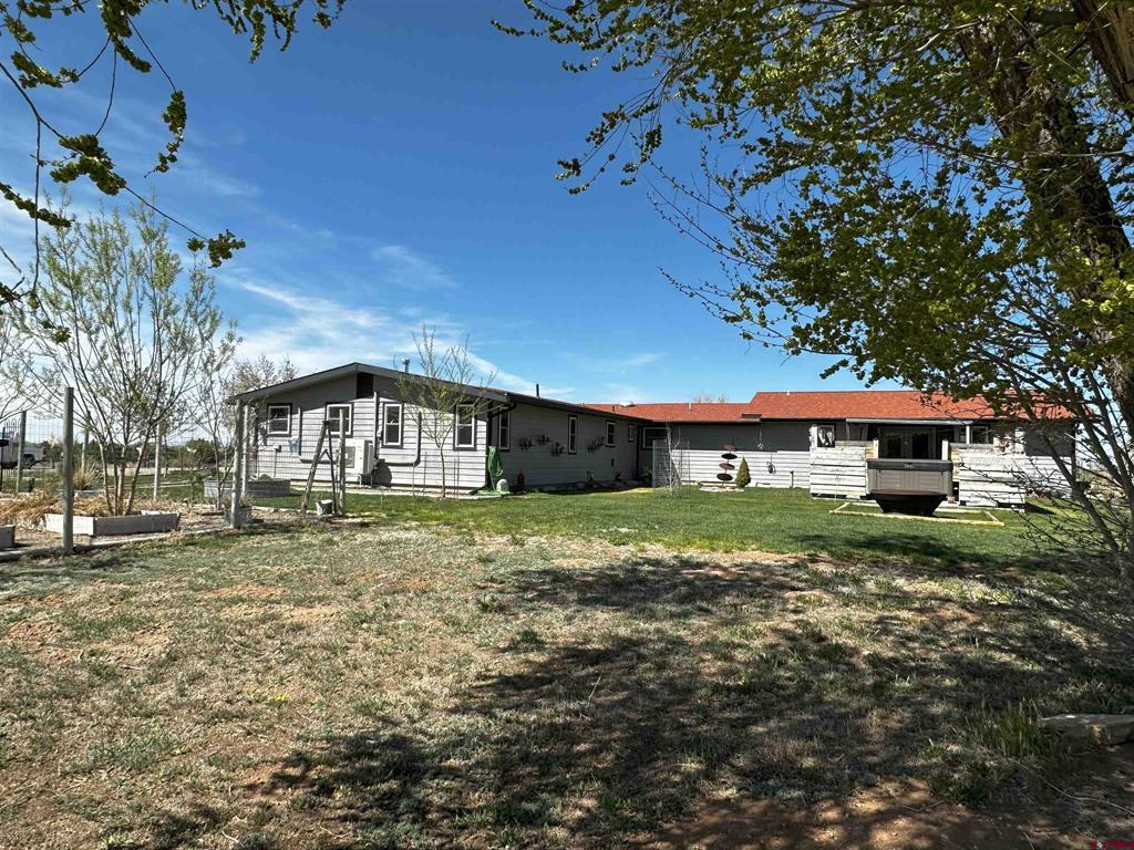 27425 Road M