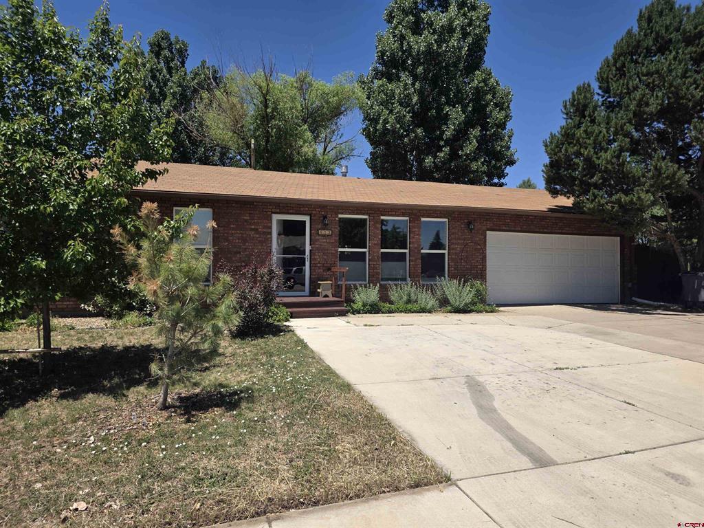 613 N Colorado Street