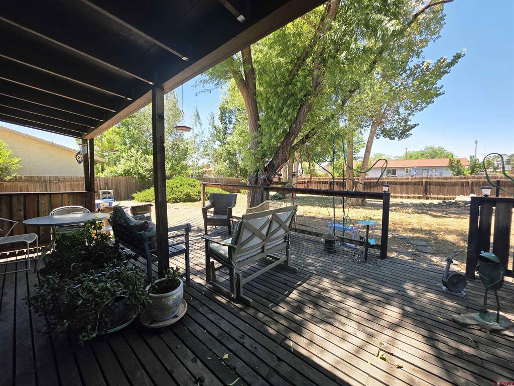 613 N Colorado Street