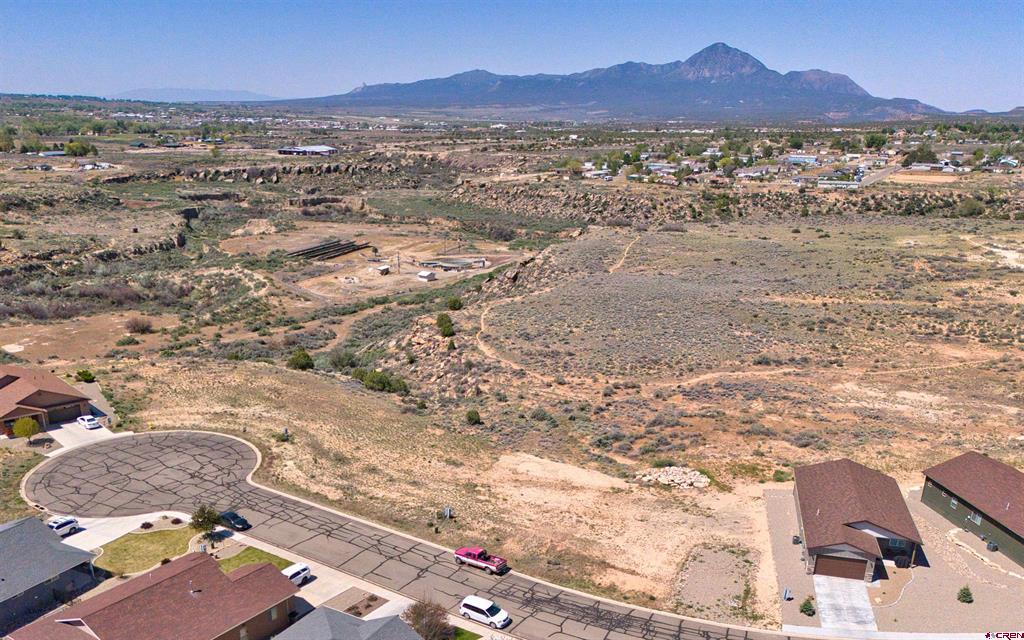 3 Lots Bluffs Boulevard