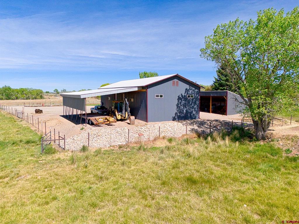 12402 Road 29 Road
