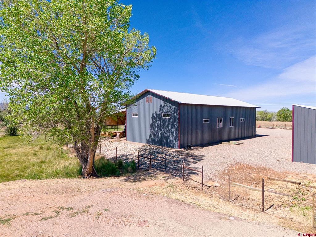 12402 Road 29 Road