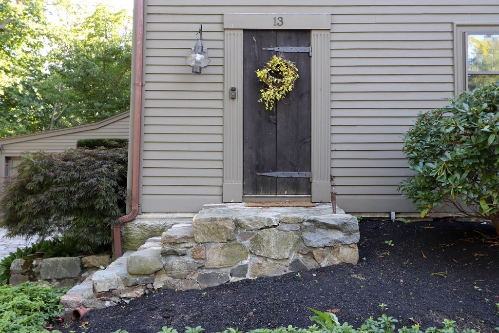 13 Ober St