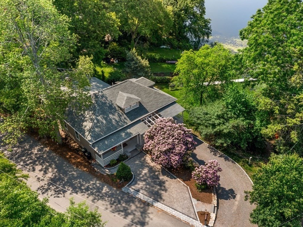 259 Lake Dr