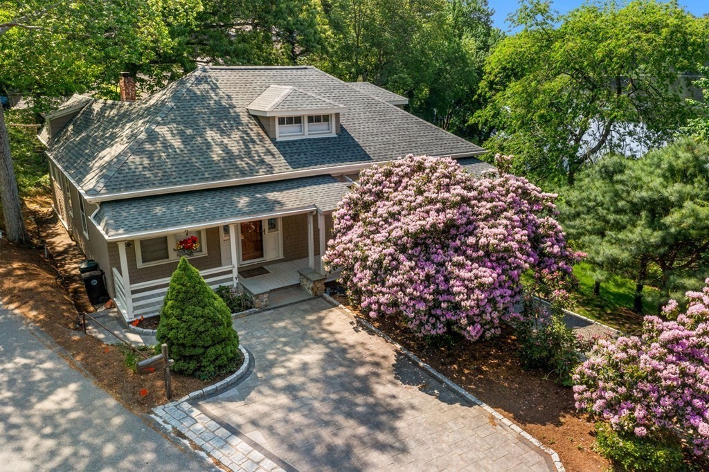 259 Lake Dr