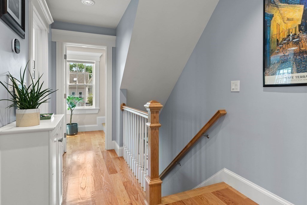 106 Bridge St # 3