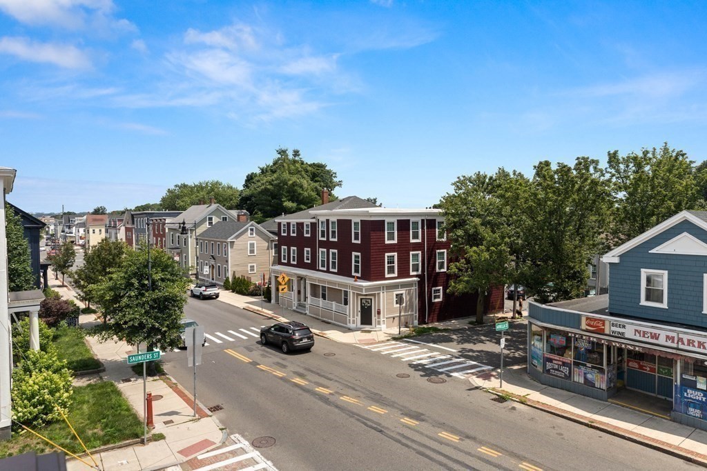 106 Bridge St # 3