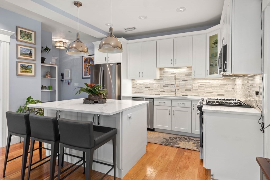 106 Bridge St # 3