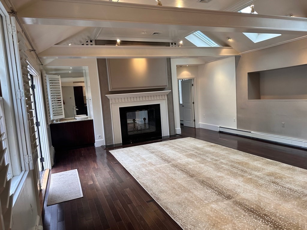 11Rear Selman Street