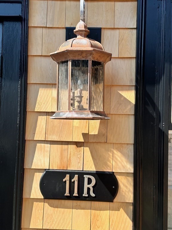 11Rear Selman Street