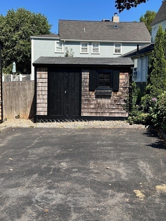 11Rear Selman Street