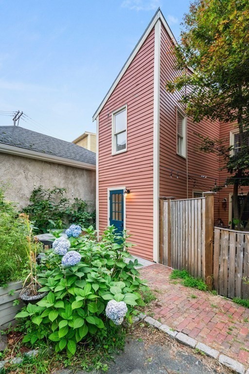 97 Essex St # 3