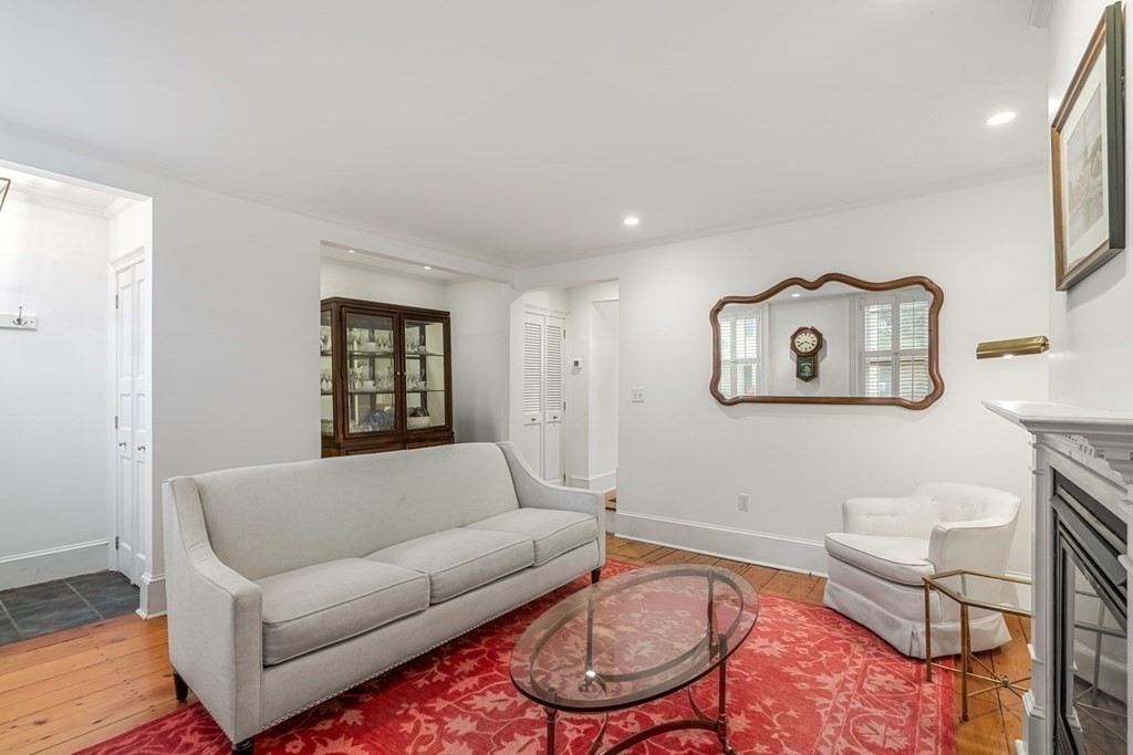 97 Essex St # 3