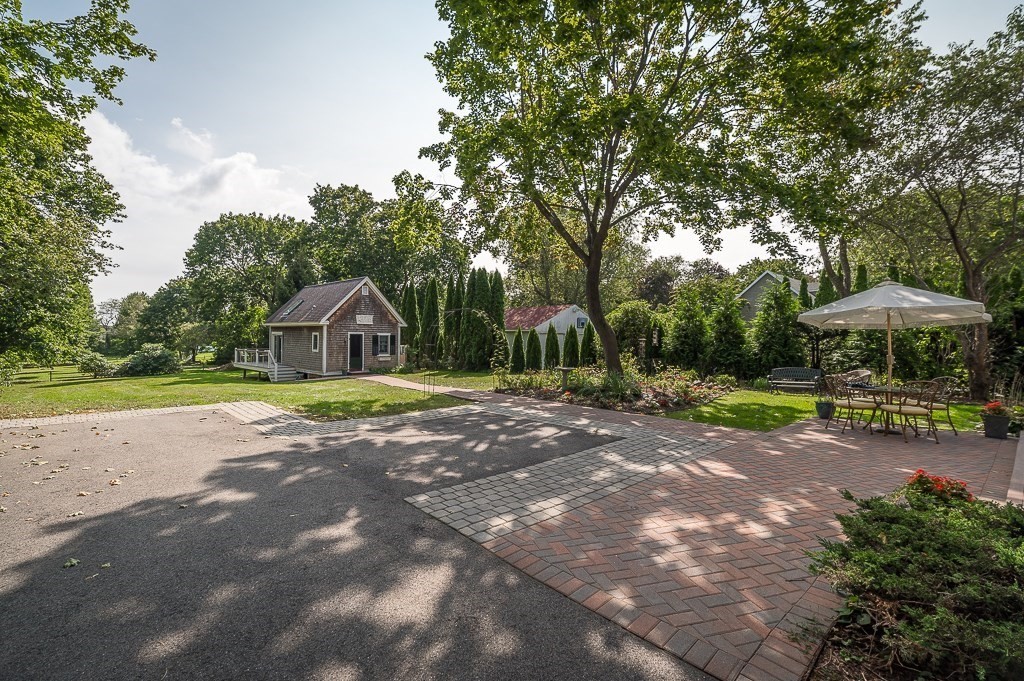 337 Summer St