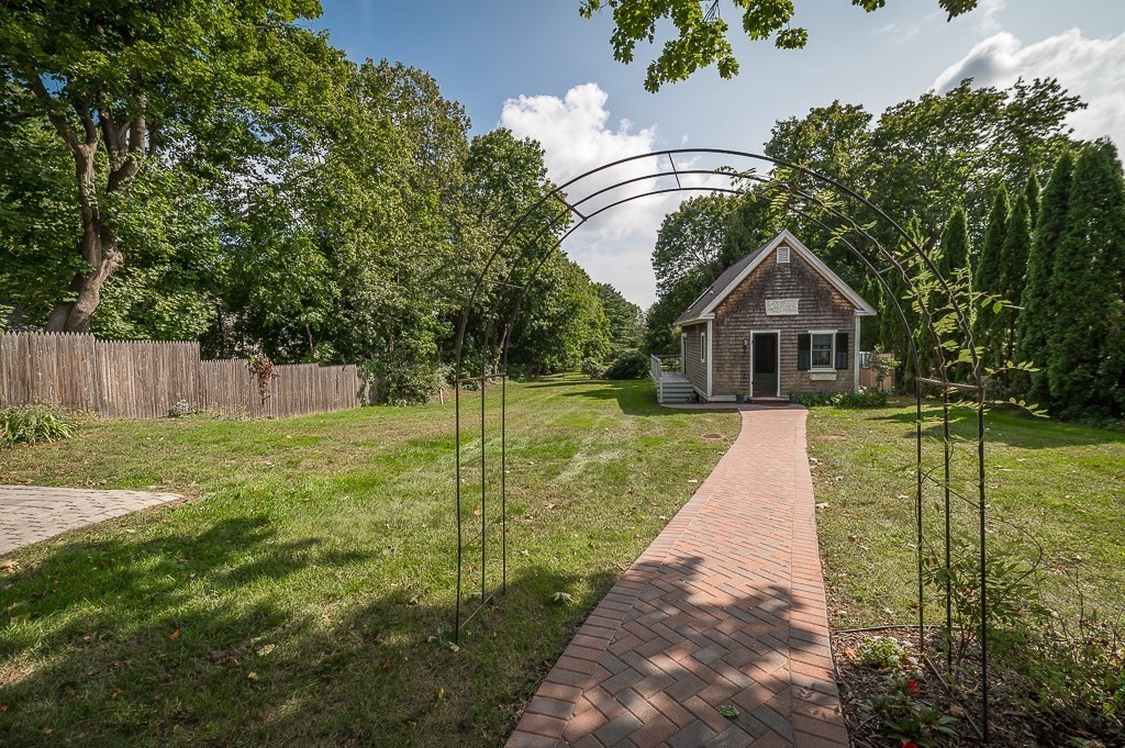 337 Summer St