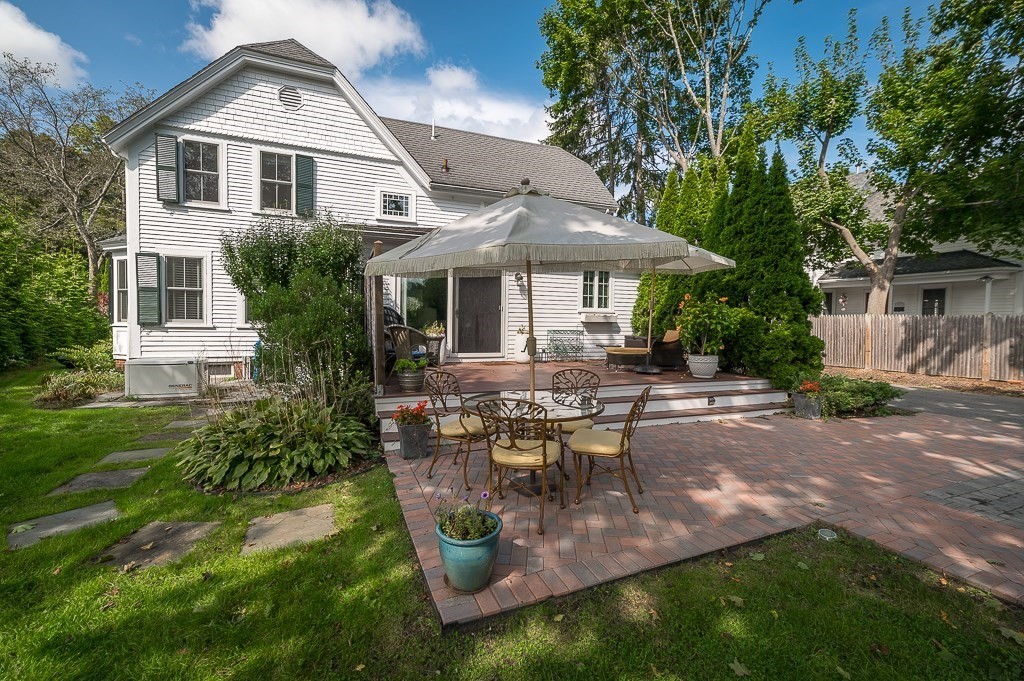 337 Summer St