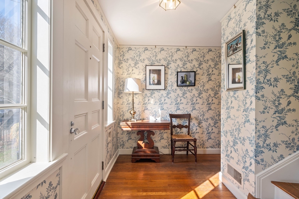 4 Pickering St