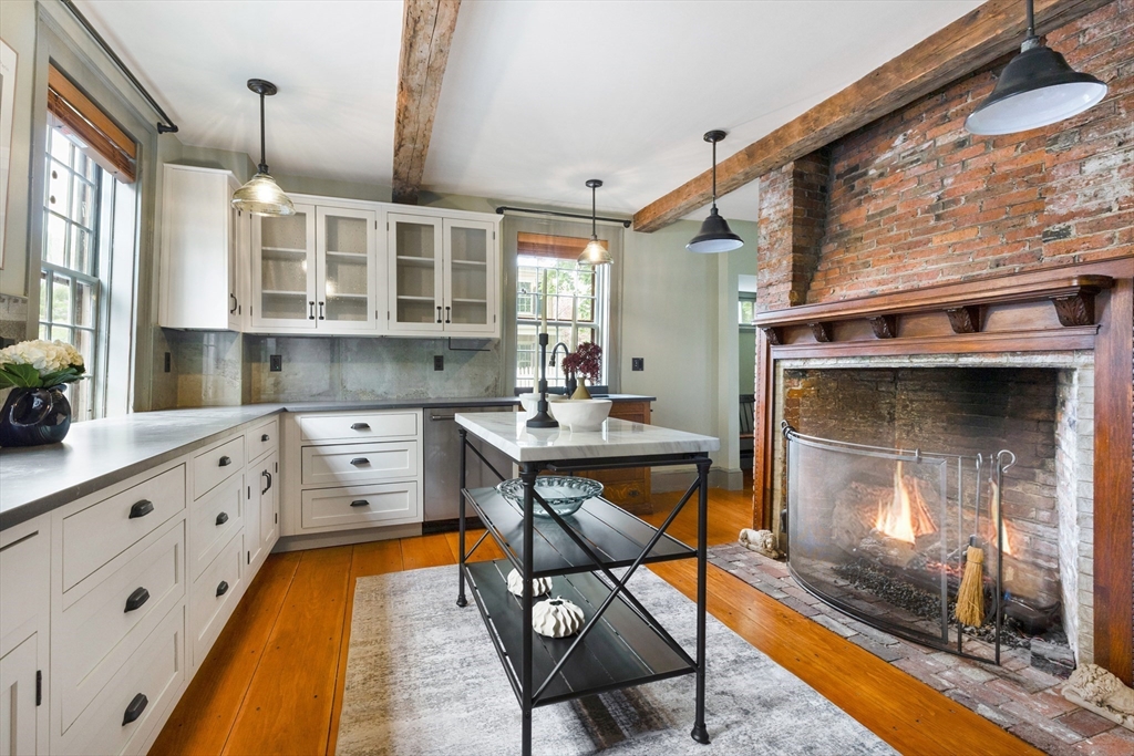 18 Chestnut St