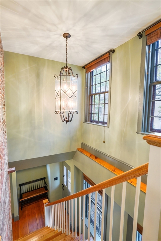 18 Chestnut St
