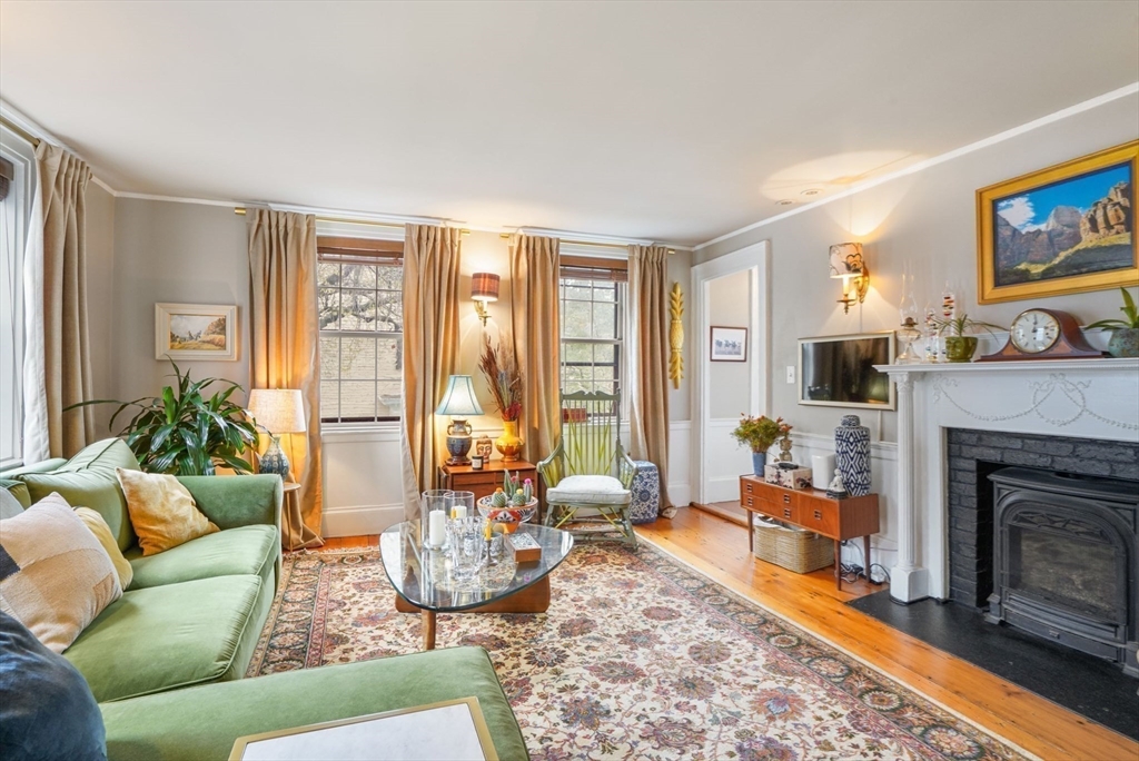 18 Chestnut St