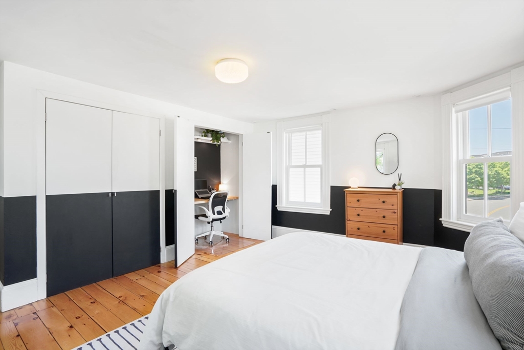 33 Williams St