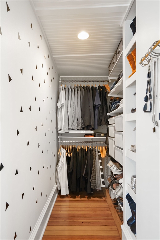33 Williams St