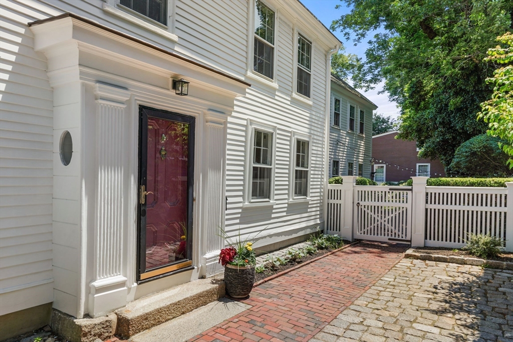 143 Federal St