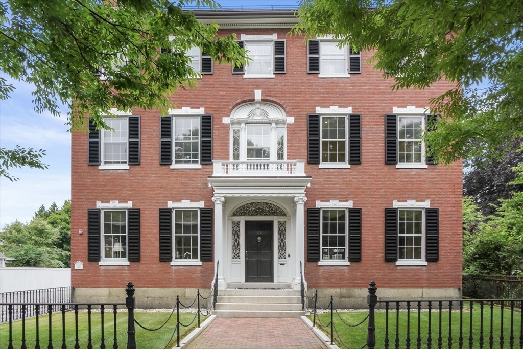 324-328 Essex St # 2