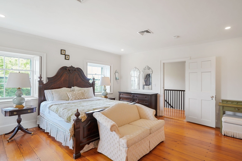 324-328 Essex St # 2