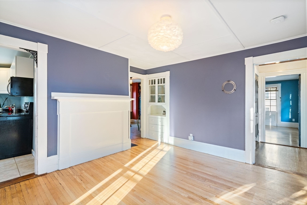 12 Winthrop St # 2