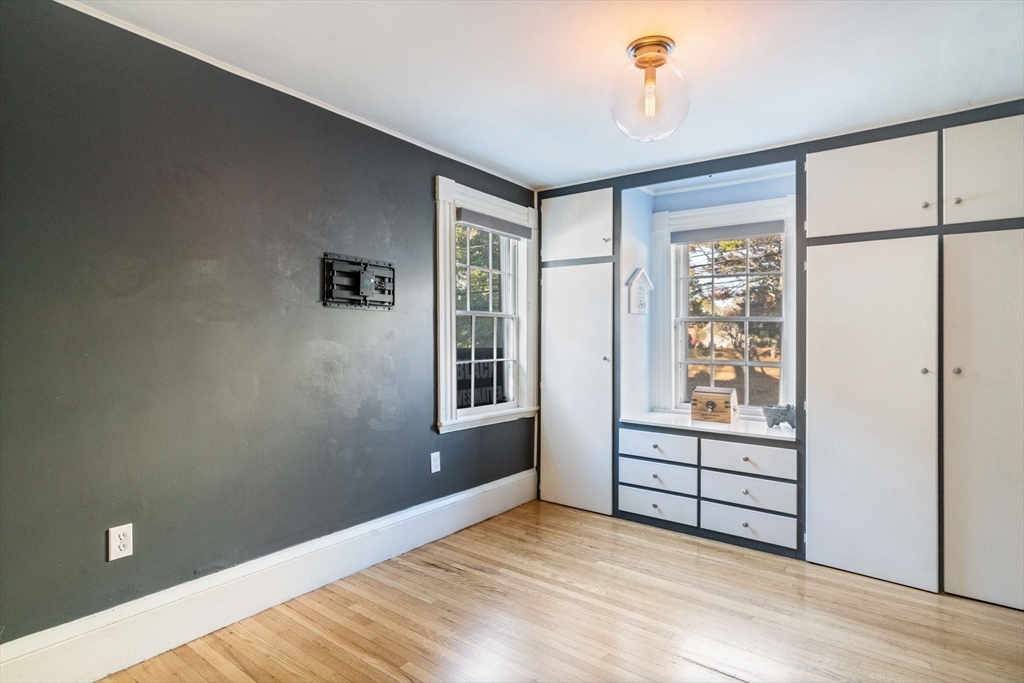 12 Winthrop St # 2