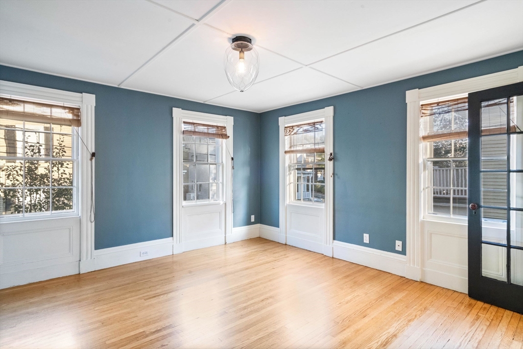 12 Winthrop St # 2