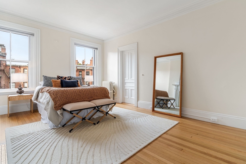 339 Commonwealth Ave # 3