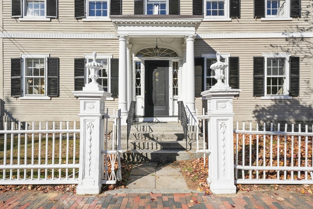 142 Federal St