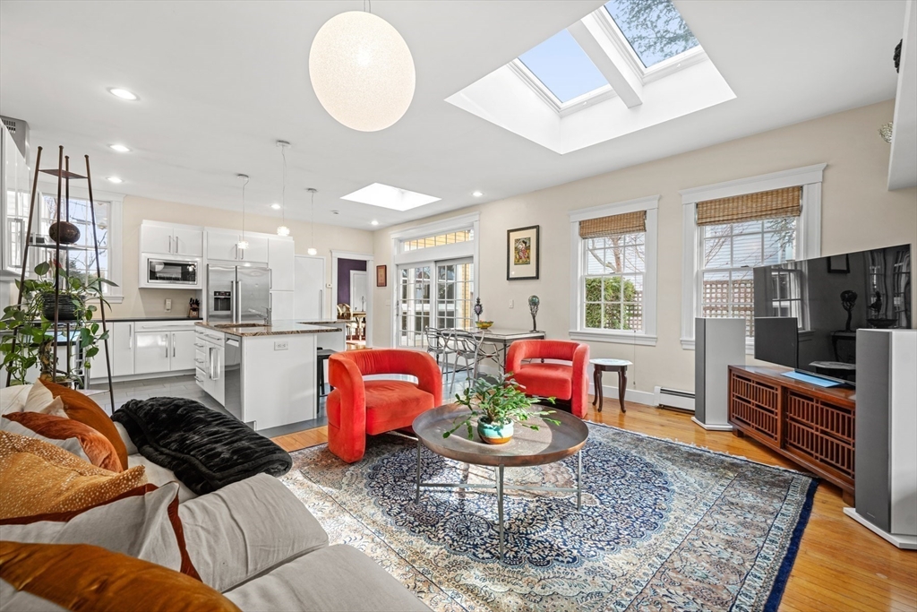 23 Buffum St