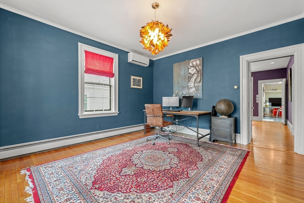 23 Buffum St