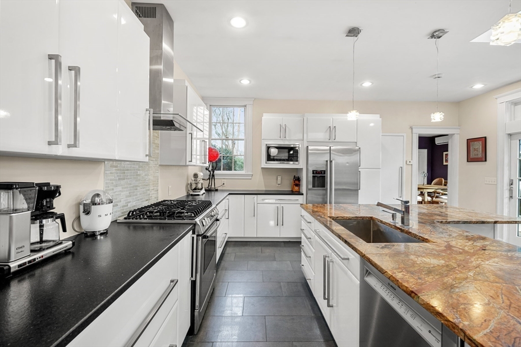 23 Buffum St
