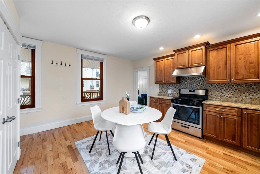11 Symonds St # 1