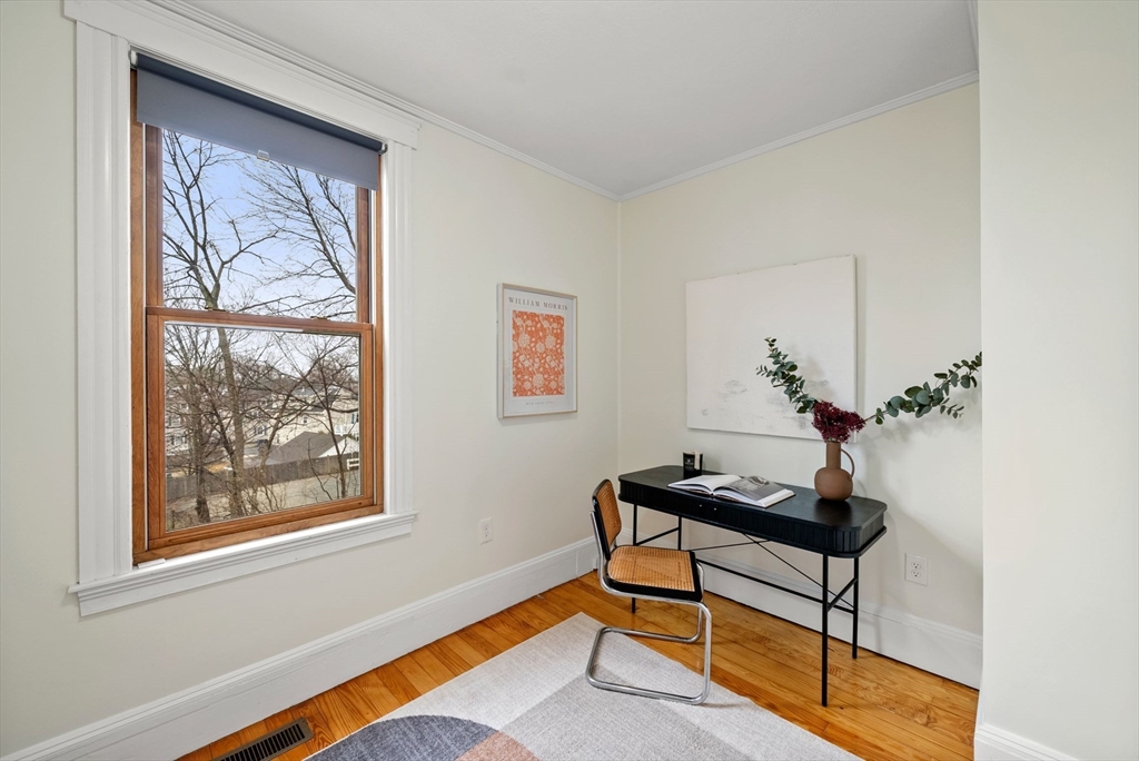 11 Symonds St # 1
